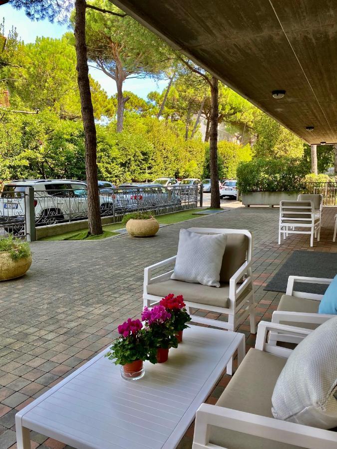 Residence Pineta Verde มิลาโน แมริตทิมา ภายนอก รูปภาพ