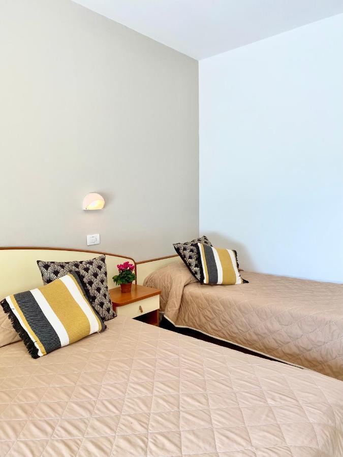 Residence Pineta Verde มิลาโน แมริตทิมา ภายนอก รูปภาพ