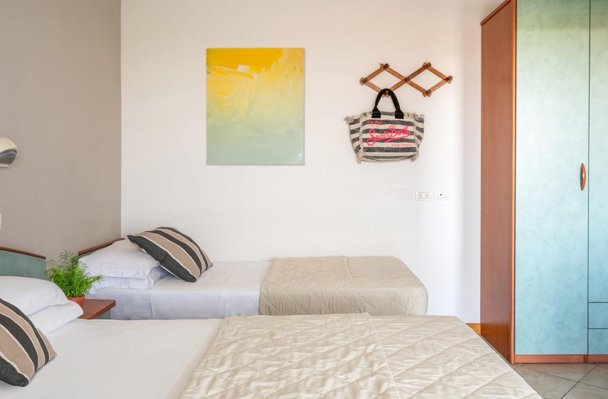 Residence Pineta Verde มิลาโน แมริตทิมา ภายนอก รูปภาพ
